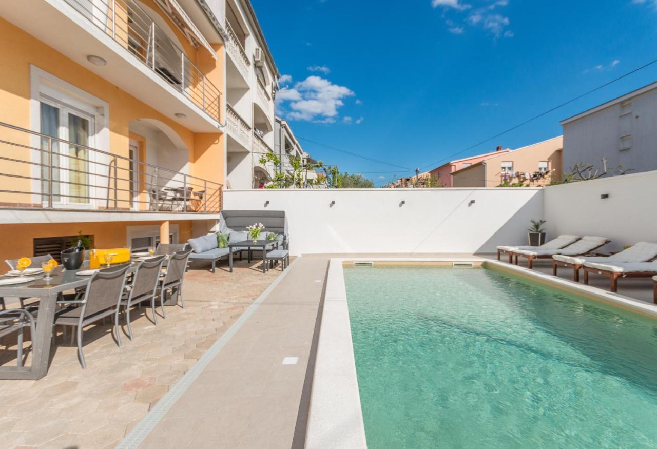 Apartment Jakov With A Pool Zadar