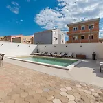 Apartment Jakov With A Pool