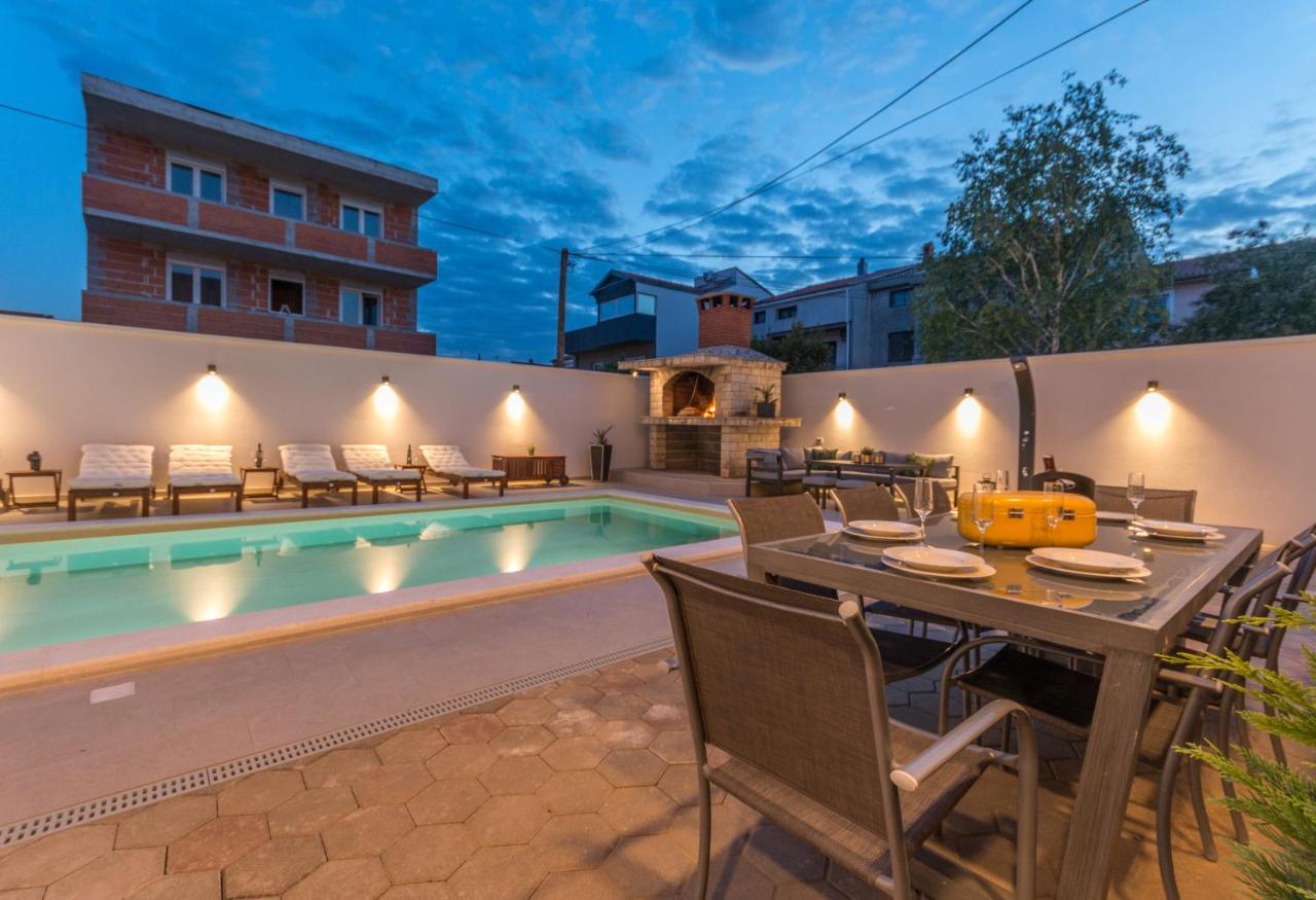 Apartment Jakov With A Pool Zadar
